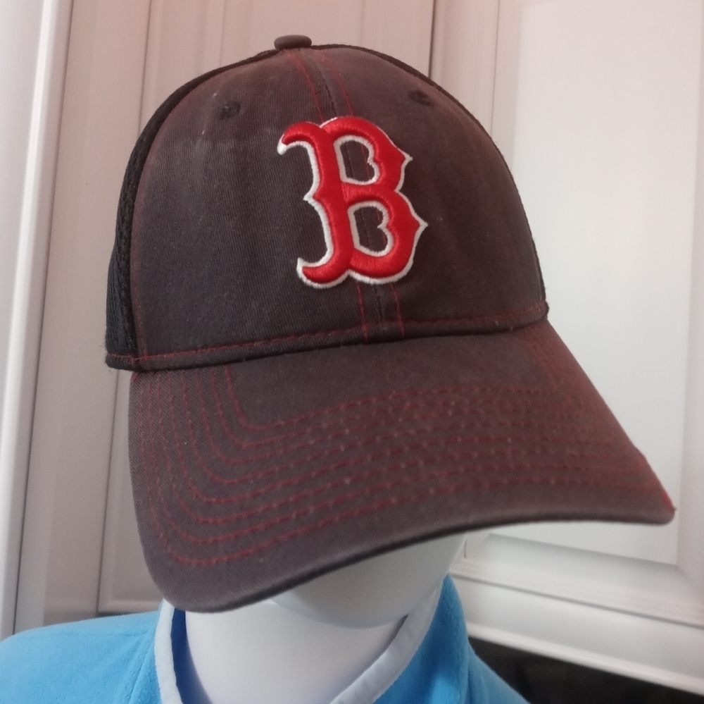 MLB G MERCH New era 39 Thirty Boston Red Sox Brown Embroidered Mesh Stretch Cap